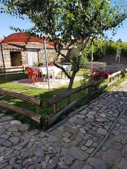 'mi Casita' Tipica, Tranquila Y Acogedora * Montejo (Salamanca)